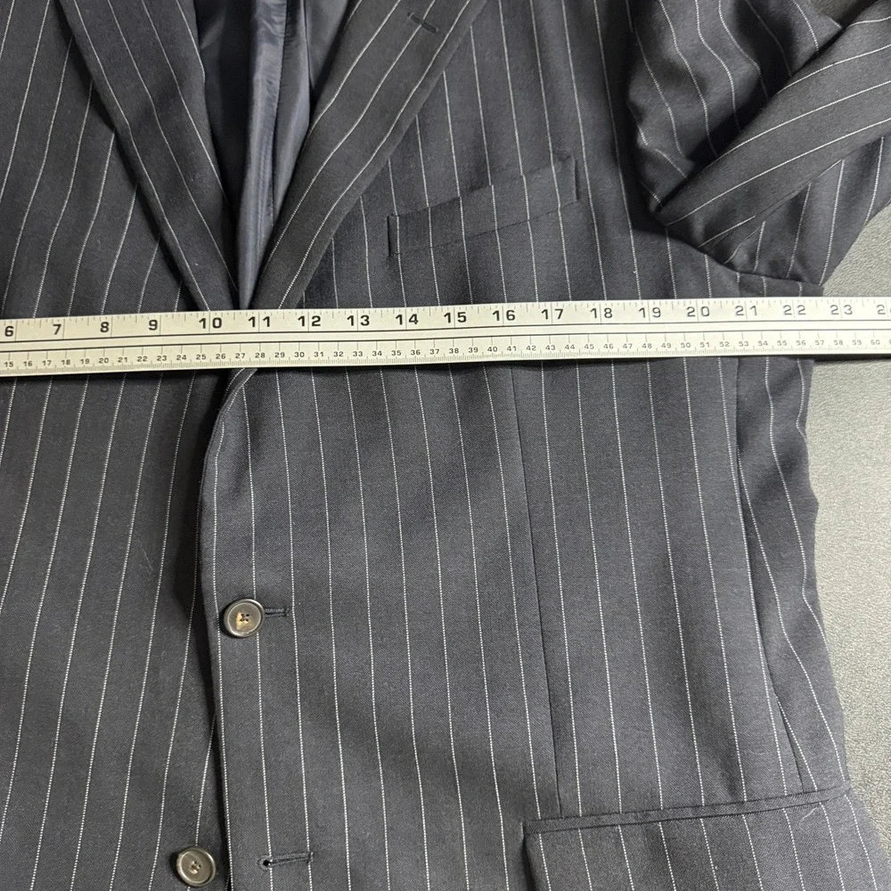 Façonnable Men's 100% Wool (56 EU)‎ 44L 32W Pinstripe Two-Piece Suit Classic Fit